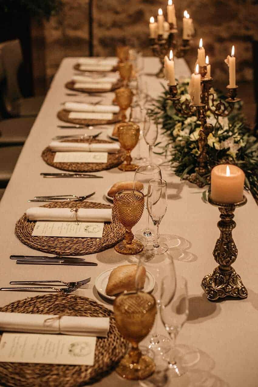Centros de mesa para bodas // Fotografía cedida por Hospes Palacio de San Esteban