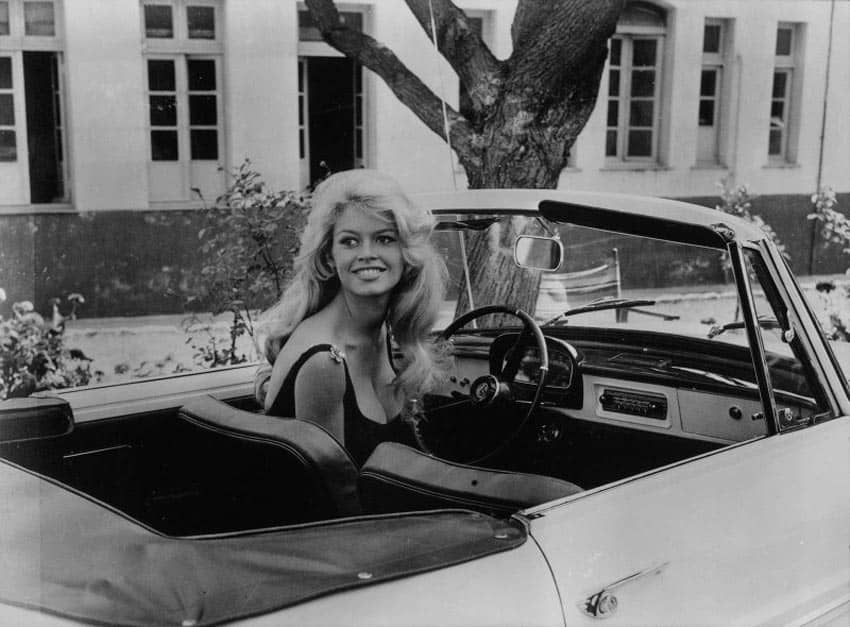 coche clásico de Brigitte Bardot