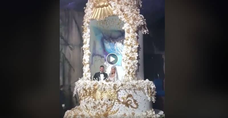 Su propia tarta de boda gigante