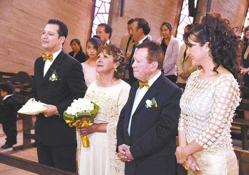 Tito y Nieves se casan por primera vez tras 50 años juntos