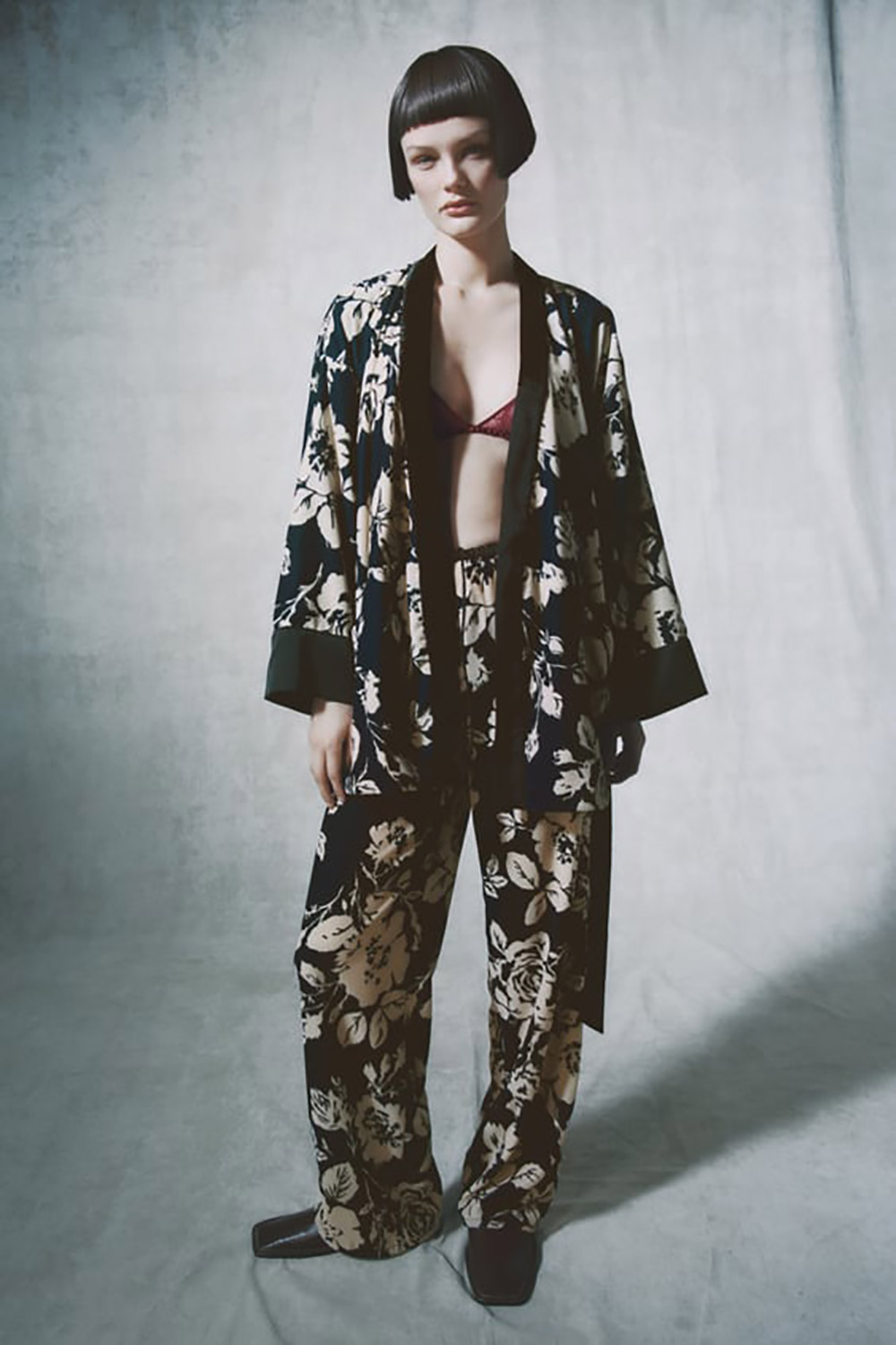 conjunto kimono y pantalón