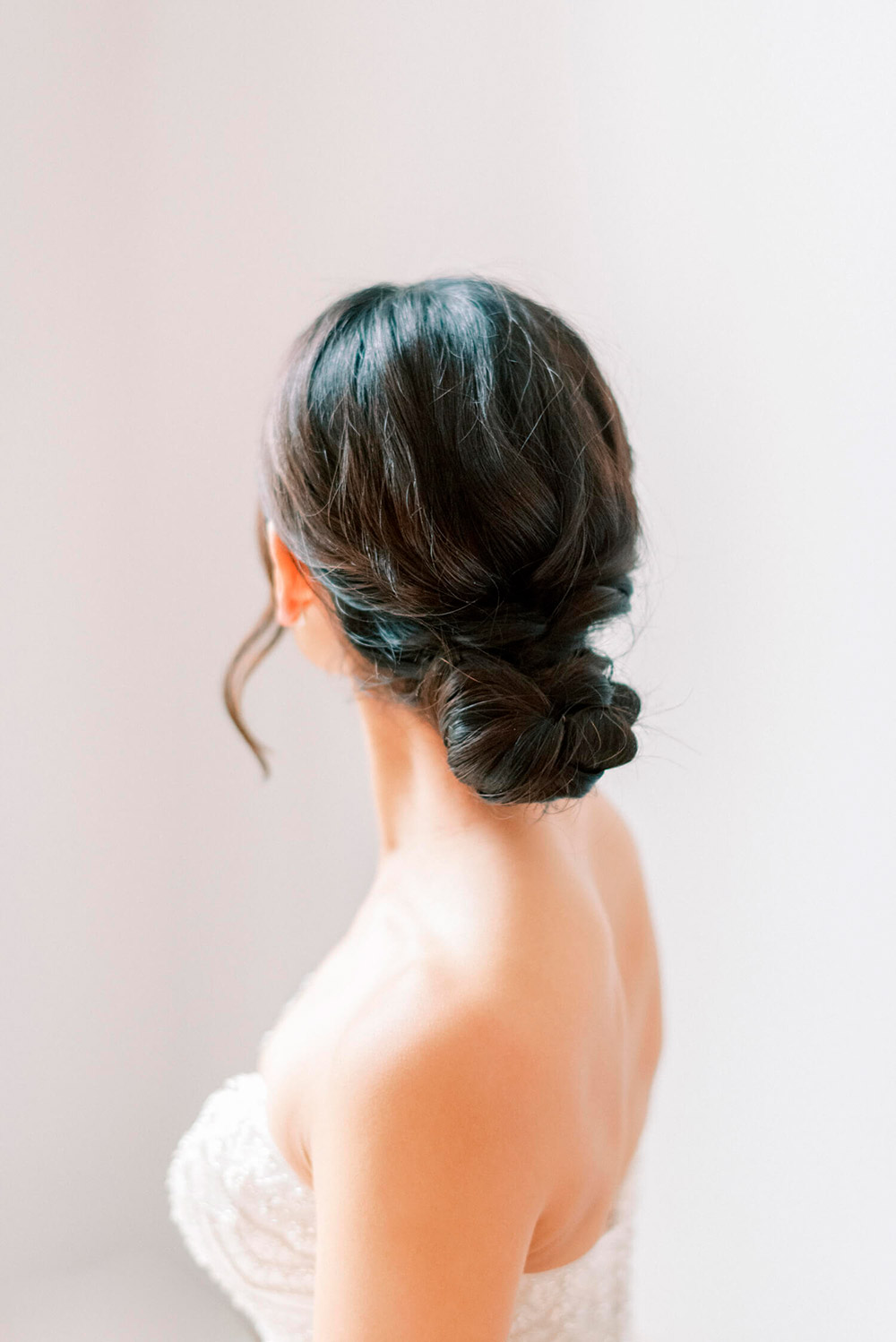 Peinados para novias de pelo largo las alternativas más originales