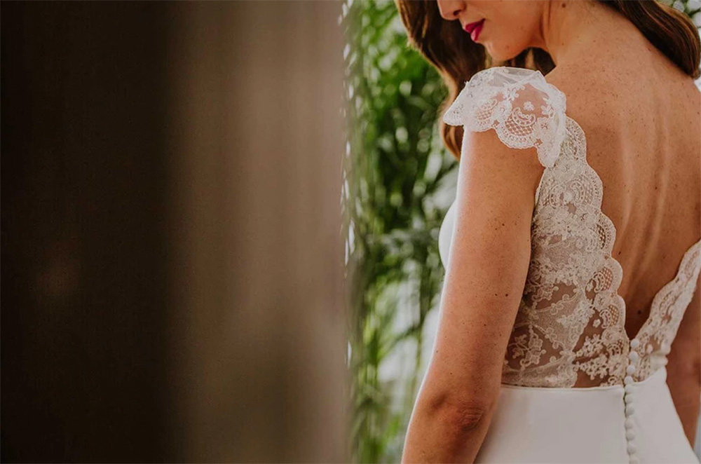 Vestidos de novia con encaje: 10 ideas que te encantarán