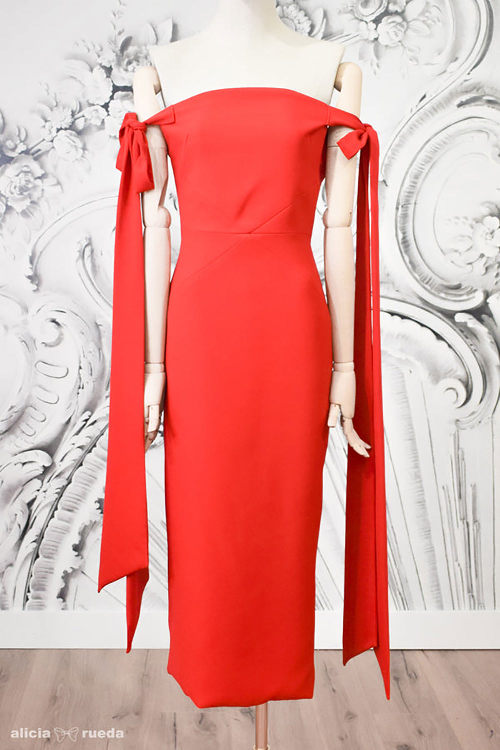 Combinar vestido rojo: cómo hacerlo para convertirte en una inspiración