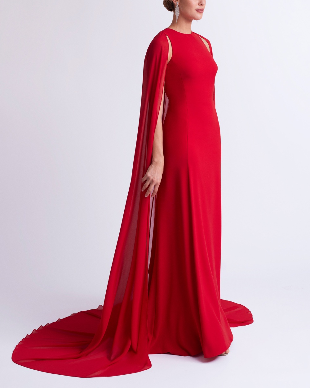 combinar vestido rojo vestidos con capa