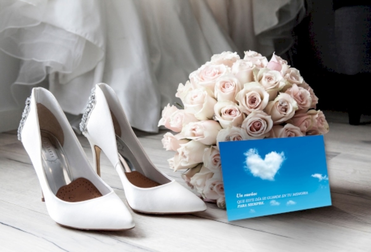zapatos de novia de color blanco regalos solidarios para bodas ideas de regalos solidarios para bodas