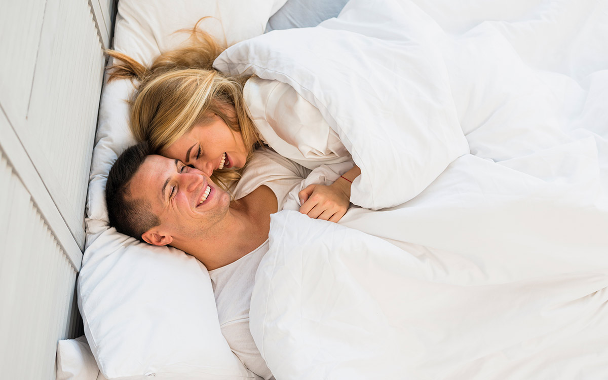 consejos para parejas ir a dormir juntos felicidad