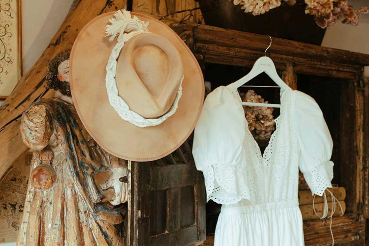 sombreros para novias bodas en el campo