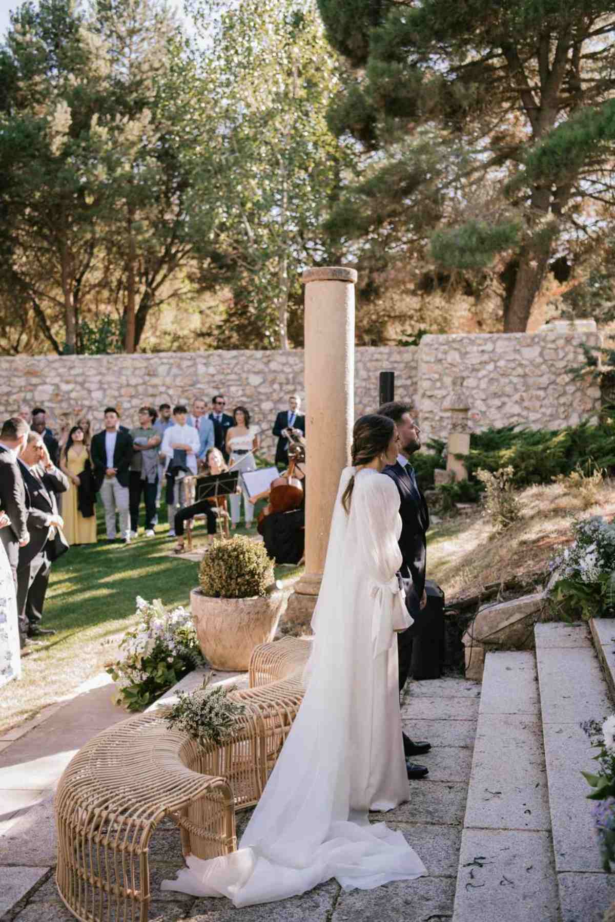 ceremonia religiosa boda en casa rural boda íntima