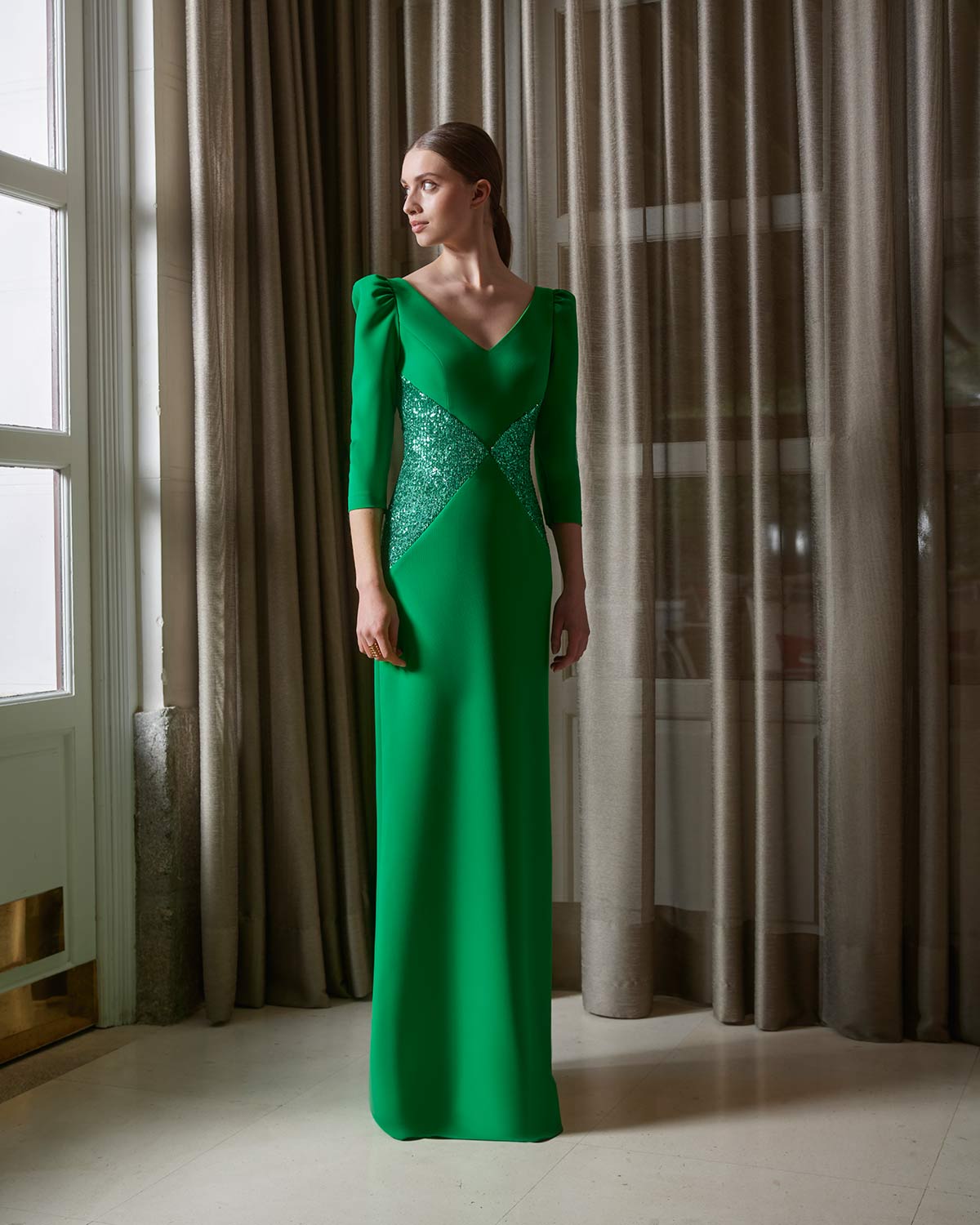 Vestido de invitada verde