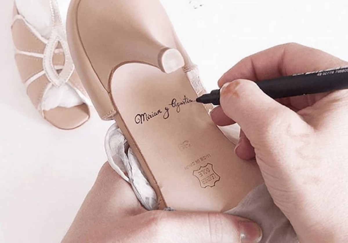 qué poner en unos zapatos de novia personalizados