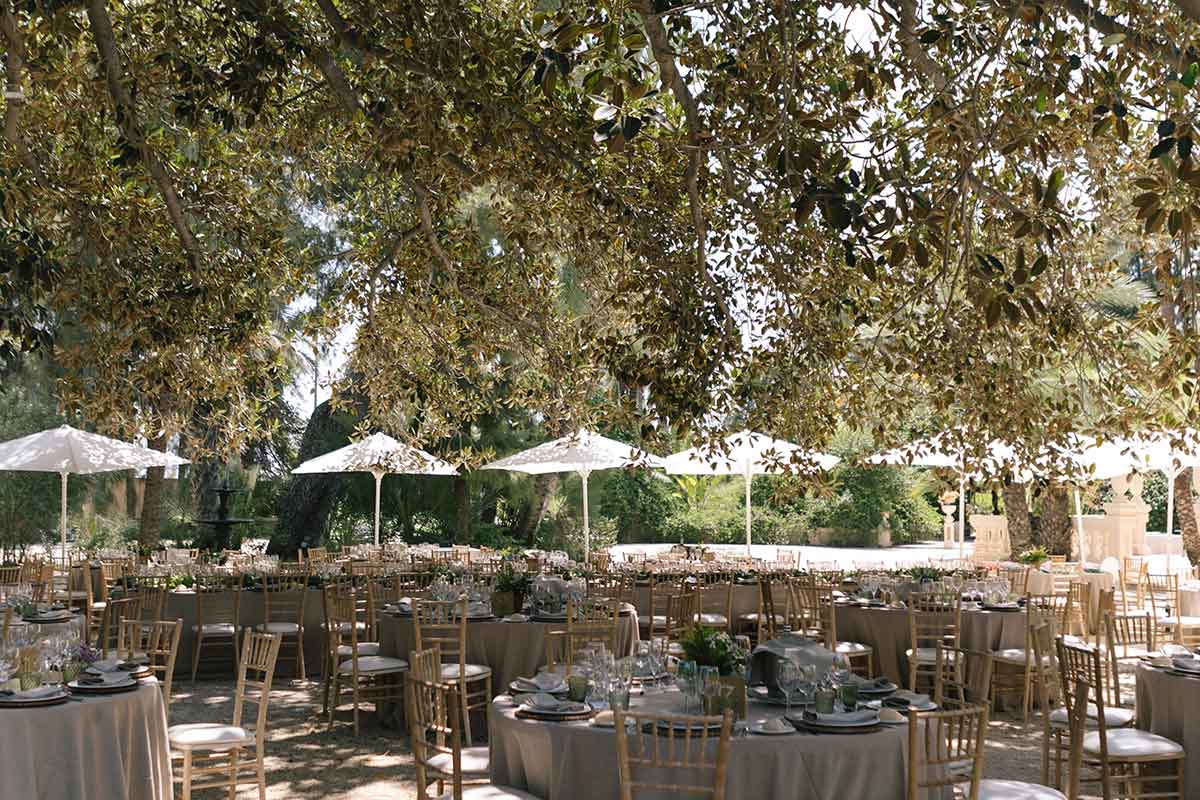 Banquete de boda al aire libre