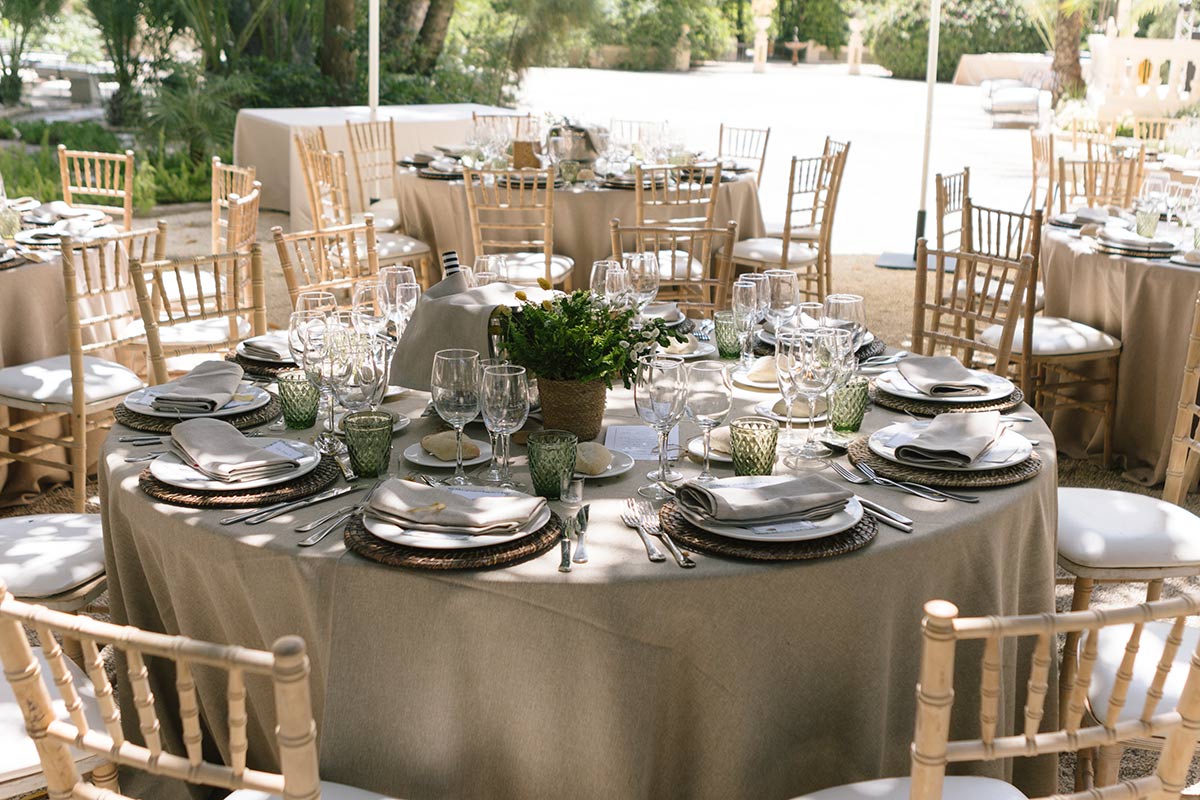 Banquete de boda al aire libre