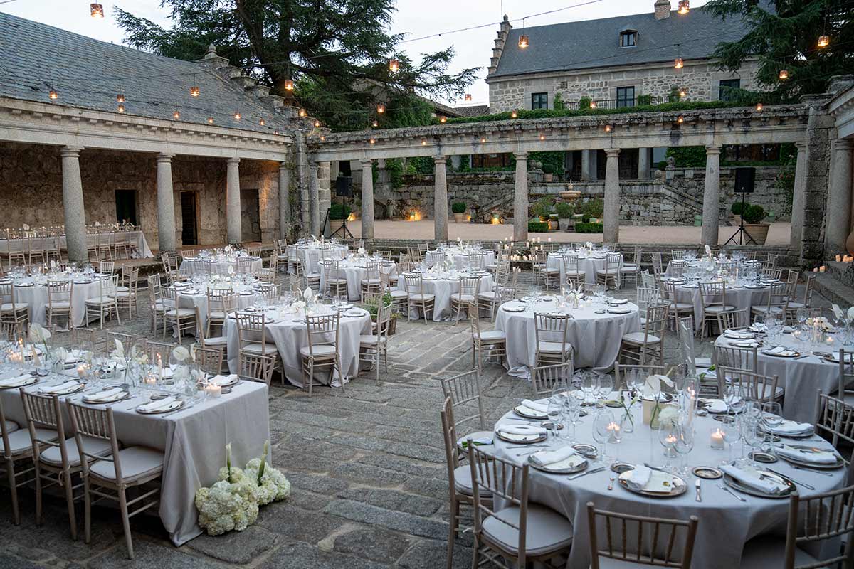 Decoración mesas banquete de boda