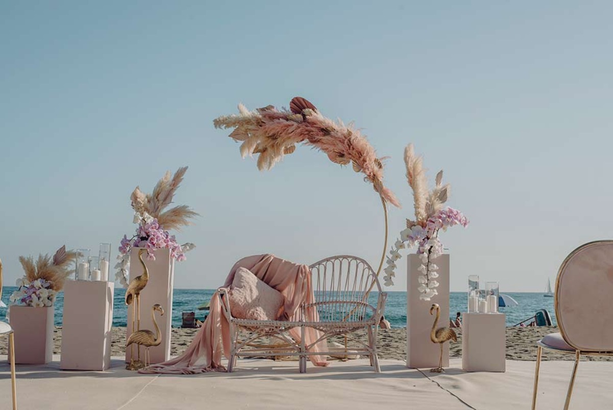 El estilo romántico es perfecto para aquellas parejas que imaginan una boda delicada, elegante y especial.