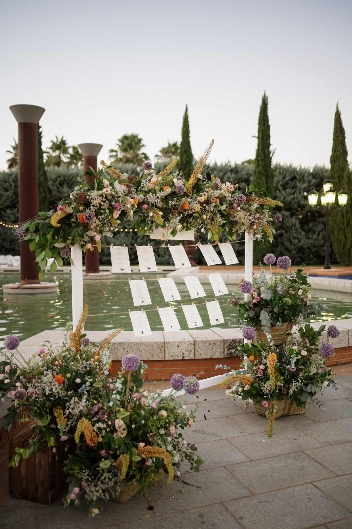 ¿Y el seating plan boda? Este espacio es mucho más que el lugar que indica a los invitados dónde deben sentarse.