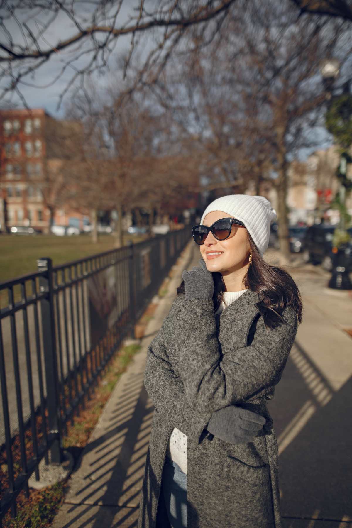 en invierno el protagonista del look parisino es el abrigo