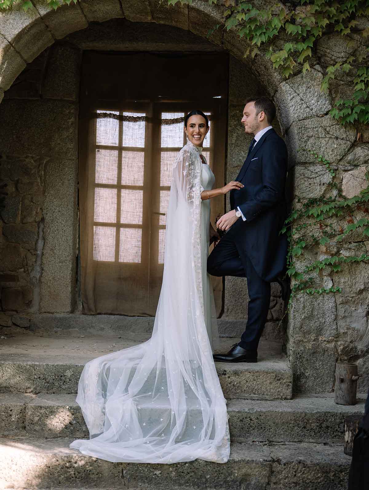 en la primera prueba vestido novia conviene llevar una mente abierta para probar varios diseños